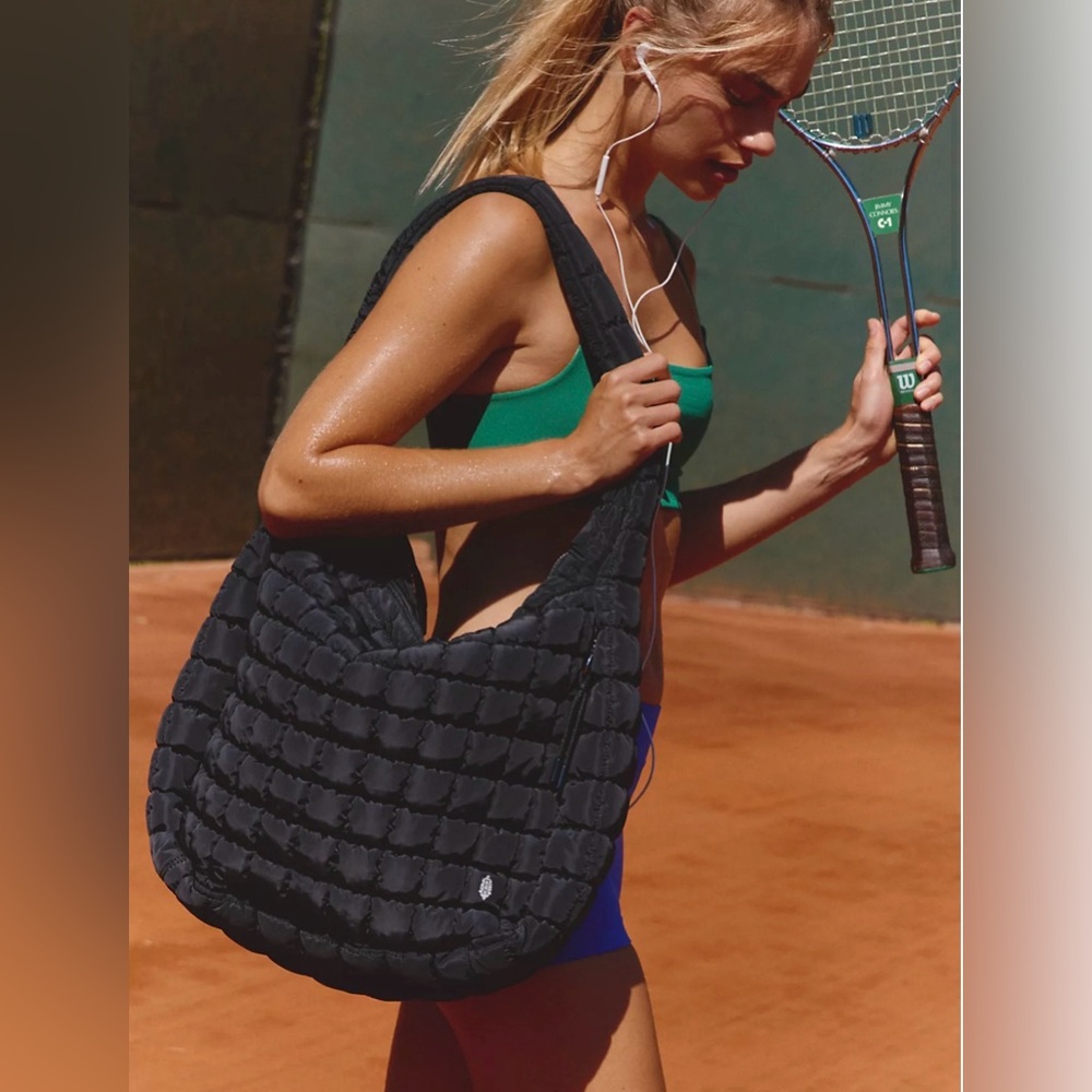 Free People Quilted Puff Carryall Bag- Black- Viral shoulder bag
